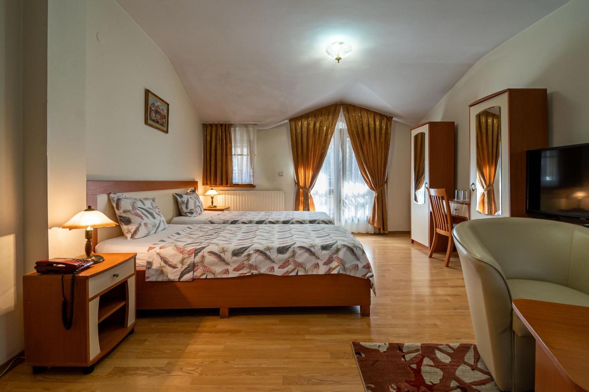 Primavera 1 Hotel Pazardzhik Exterior foto